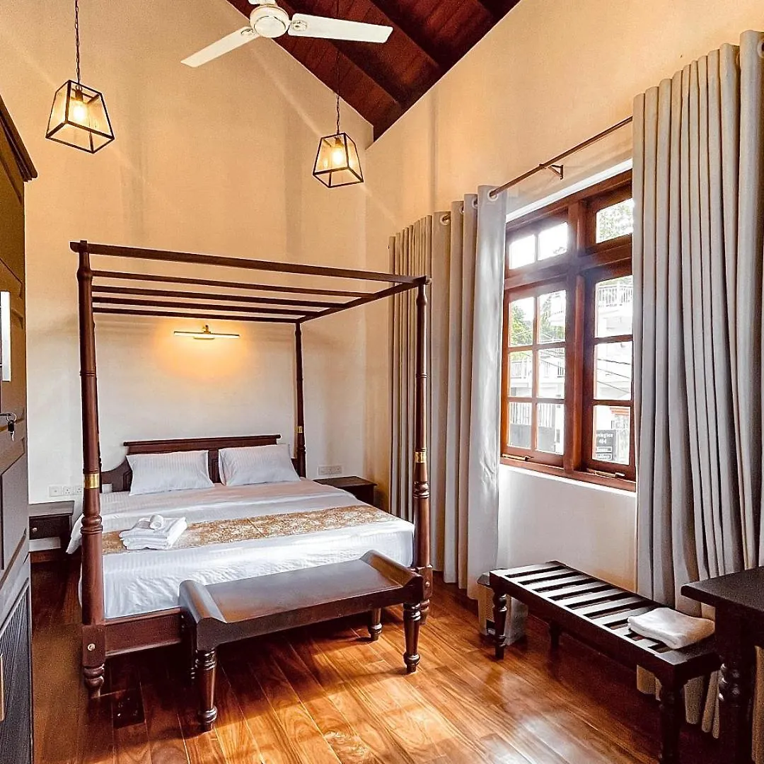 B7 Kandy 0*,  Srí Lanka